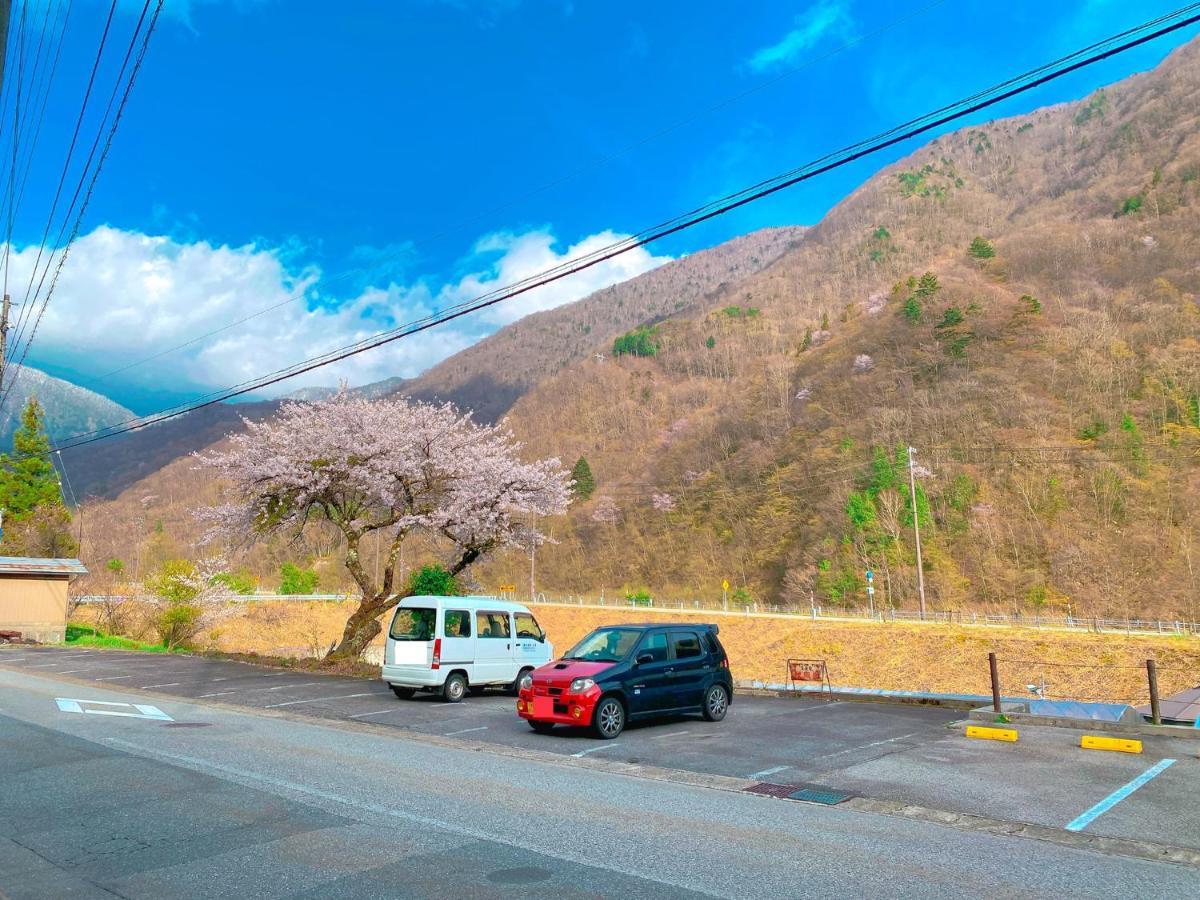 Hotel Hakuunsou Takayama  Zewnętrze zdjęcie