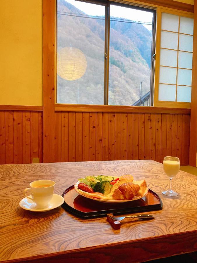 Hotel Hakuunsou Takayama  Zewnętrze zdjęcie